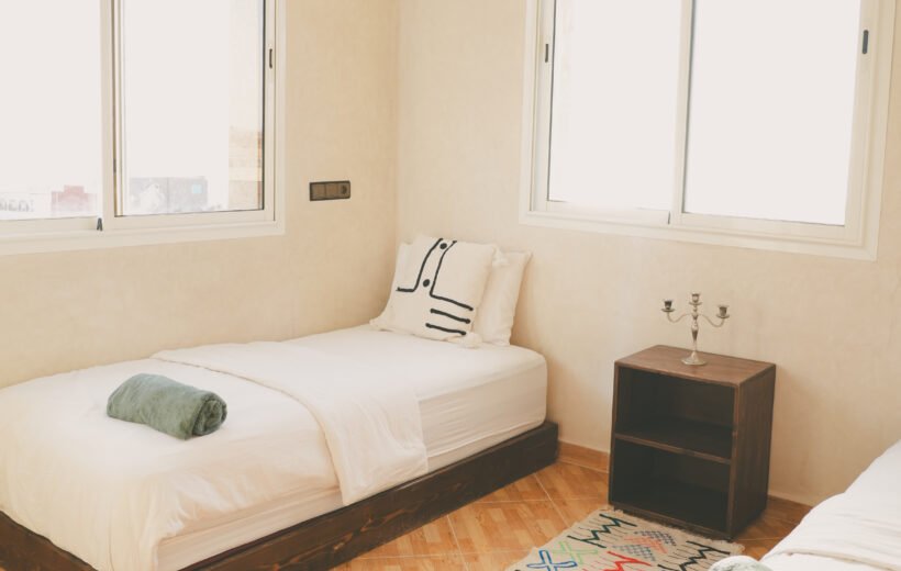 Apartment with Sea View For 6 People